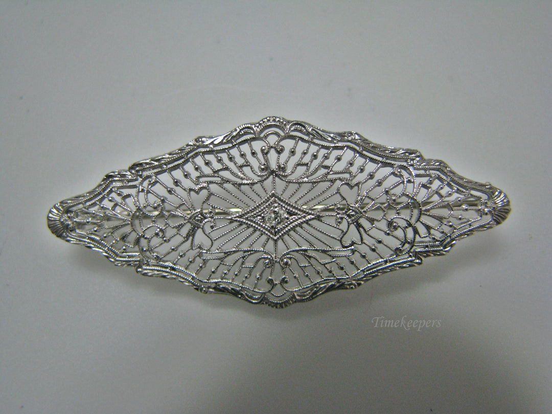 H142 Gorgeous 14k White Gold Filigree Pin / Brooch with Diamond in the Center