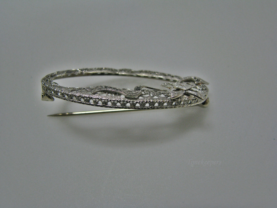 H144 Fabulous Platinum Filigree Pin / Brooch with Diamond