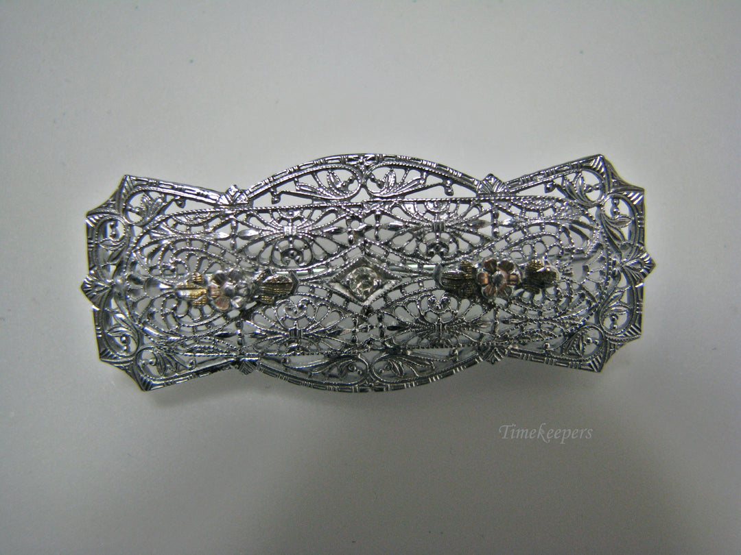 H158 Stunning 10k White Gold Filigree Pin / Brooch with Diamond in the Center