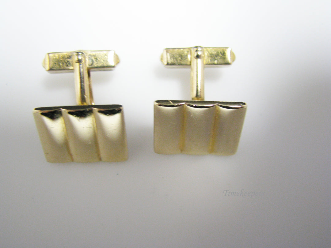 j034 Retro Ribbed Rectangle Cuff Links in 10k Yellow Gold by Swank