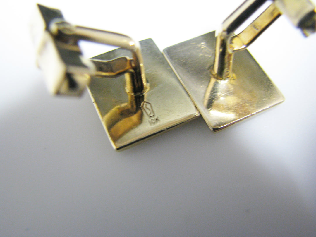 j034 Retro Ribbed Rectangle Cuff Links in 10k Yellow Gold by Swank