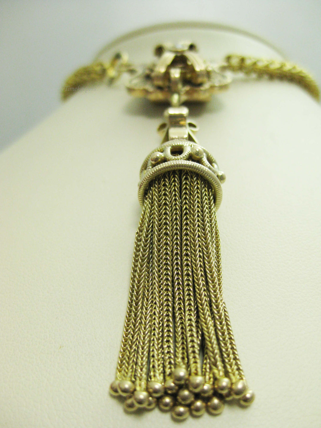 b801 Antique 14kt Yellow Gold Rolo Style Chain with Attached 10kt Yellow Gold Slide and Dangle Pendant
