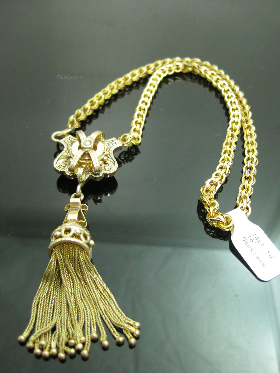 b801 Antique 14kt Yellow Gold Rolo Style Chain with Attached 10kt Yellow Gold Slide and Dangle Pendant