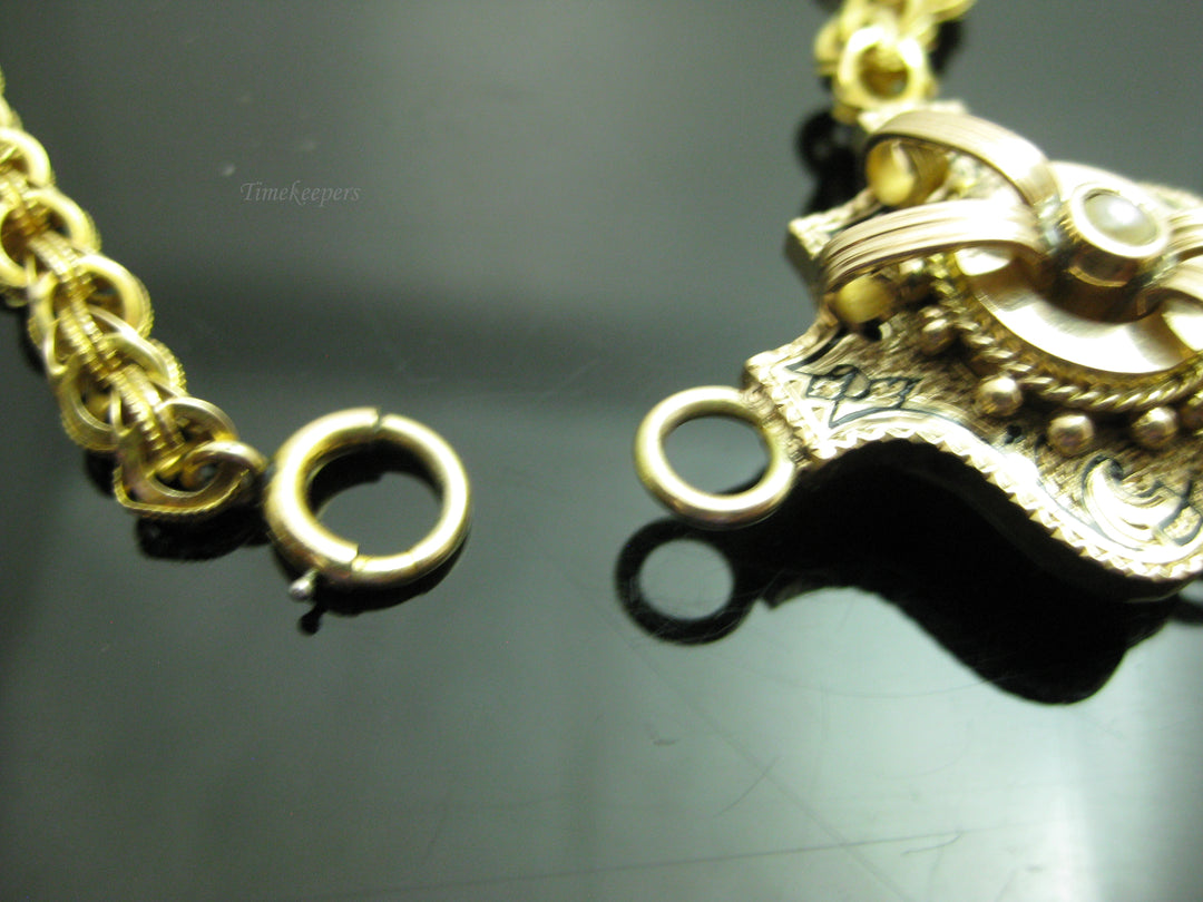 b801 Antique 14kt Yellow Gold Rolo Style Chain with Attached 10kt Yellow Gold Slide and Dangle Pendant