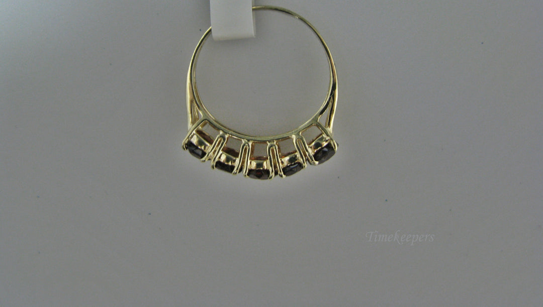 H178 Lovely 14k Lab Created Red Stone Ring