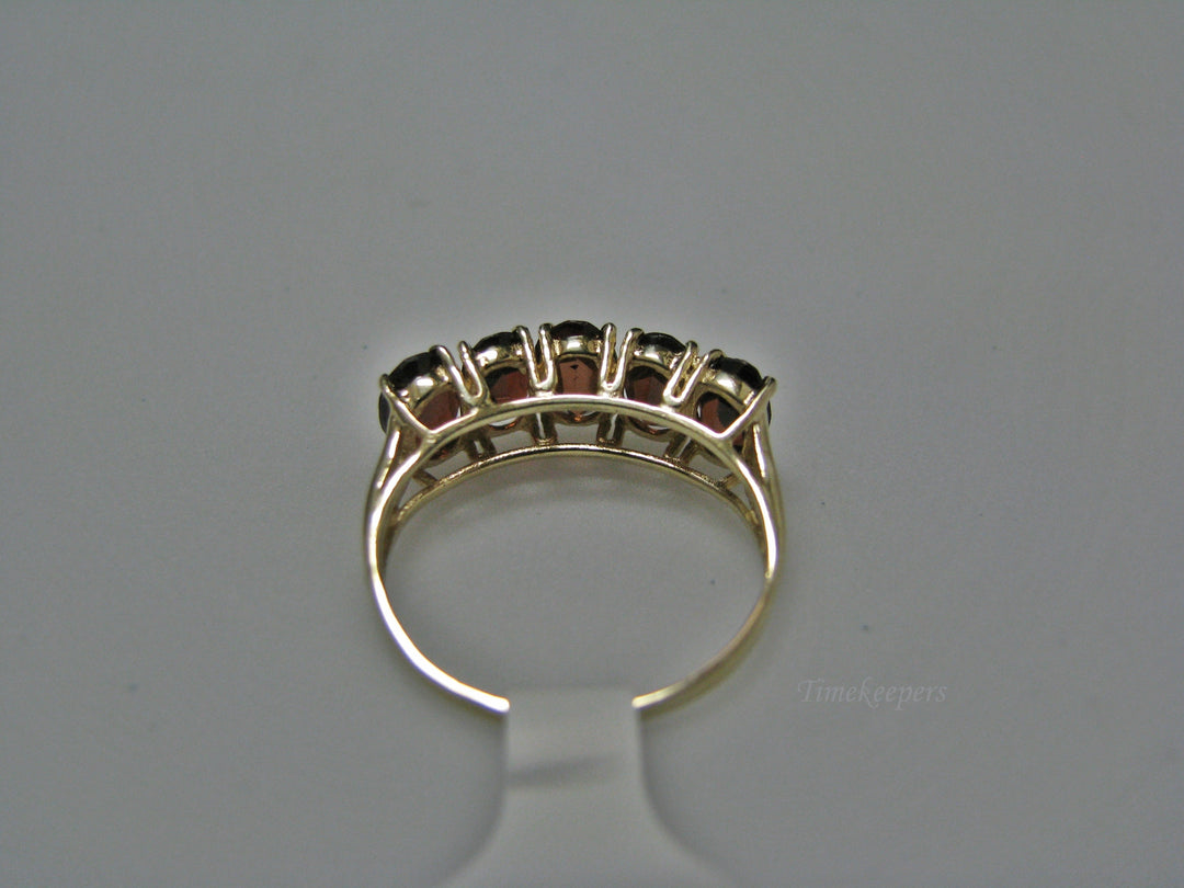 H178 Lovely 14k Lab Created Red Stone Ring