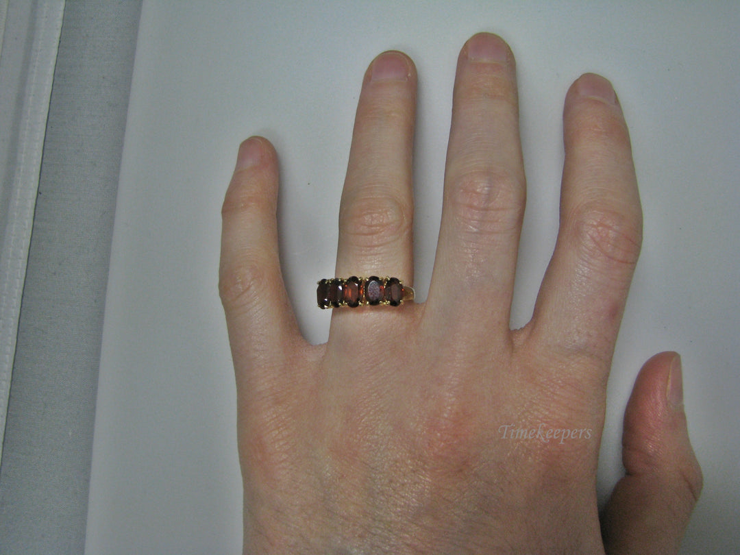 H178 Lovely 14k Lab Created Red Stone Ring