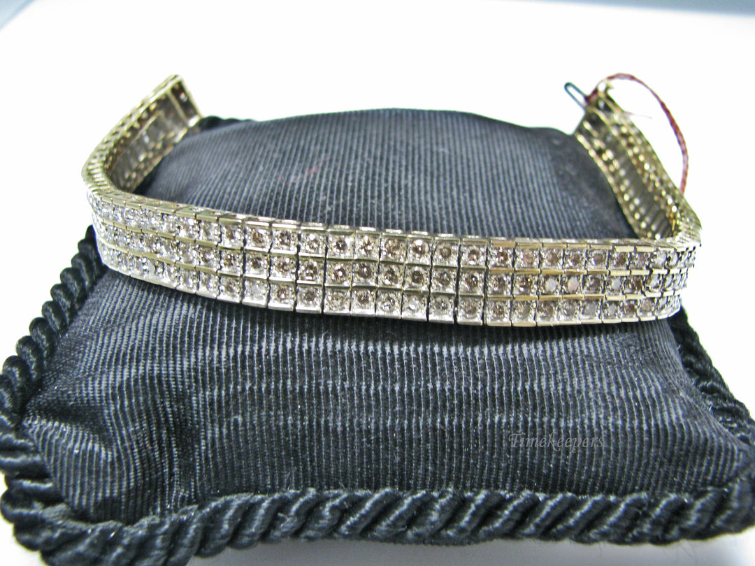 H183 Gorgeous Tennis Bracelet in 10k Yellow Gold with 7.0 TCW in Diamonds