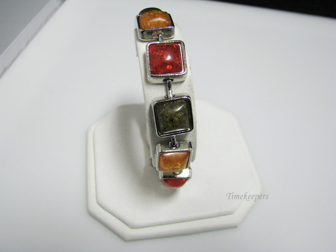 j046 Retro Silver Tone Bracelet With Sparkly Acrylic Stones