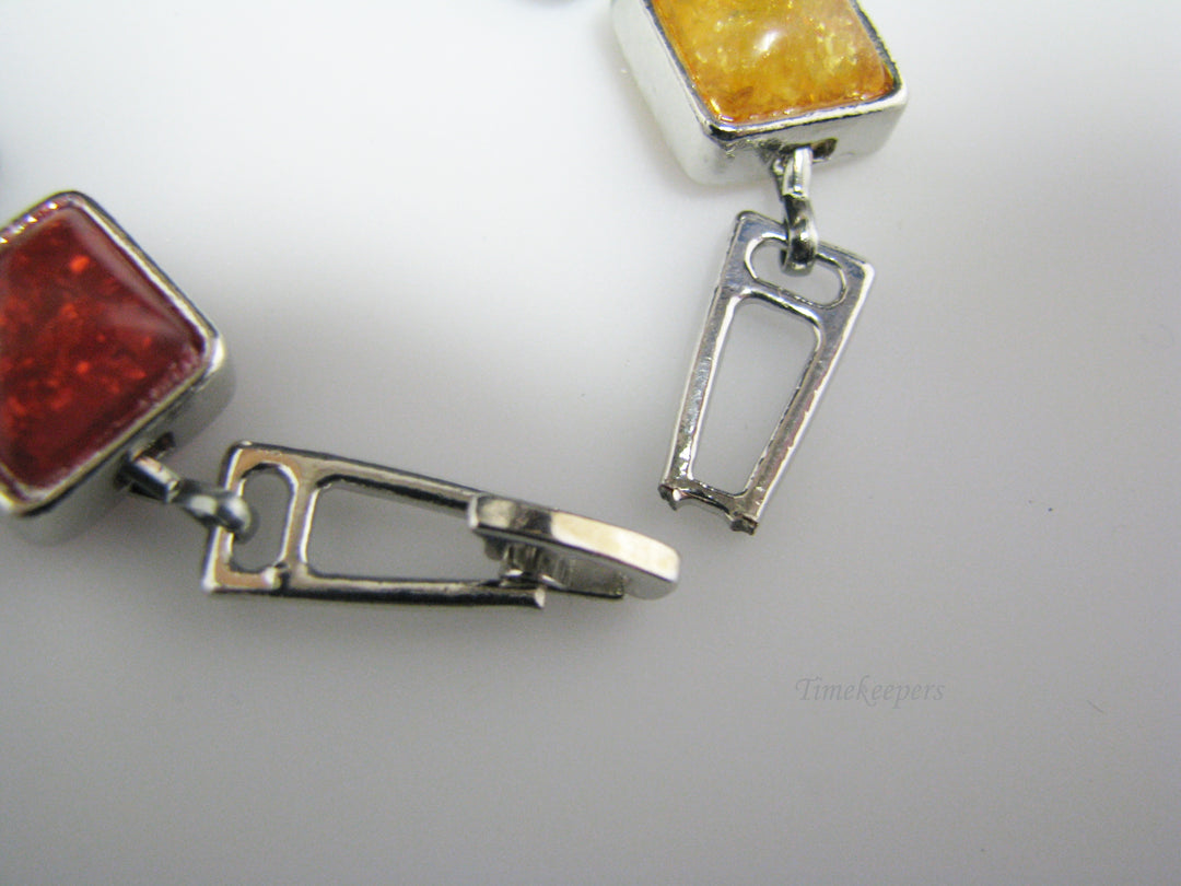 j046 Retro Silver Tone Bracelet With Sparkly Acrylic Stones