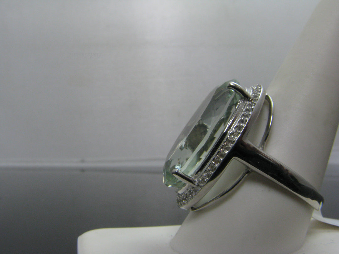 g256 Beautiful Sterling Silver pale green fluorite ring size 9.5