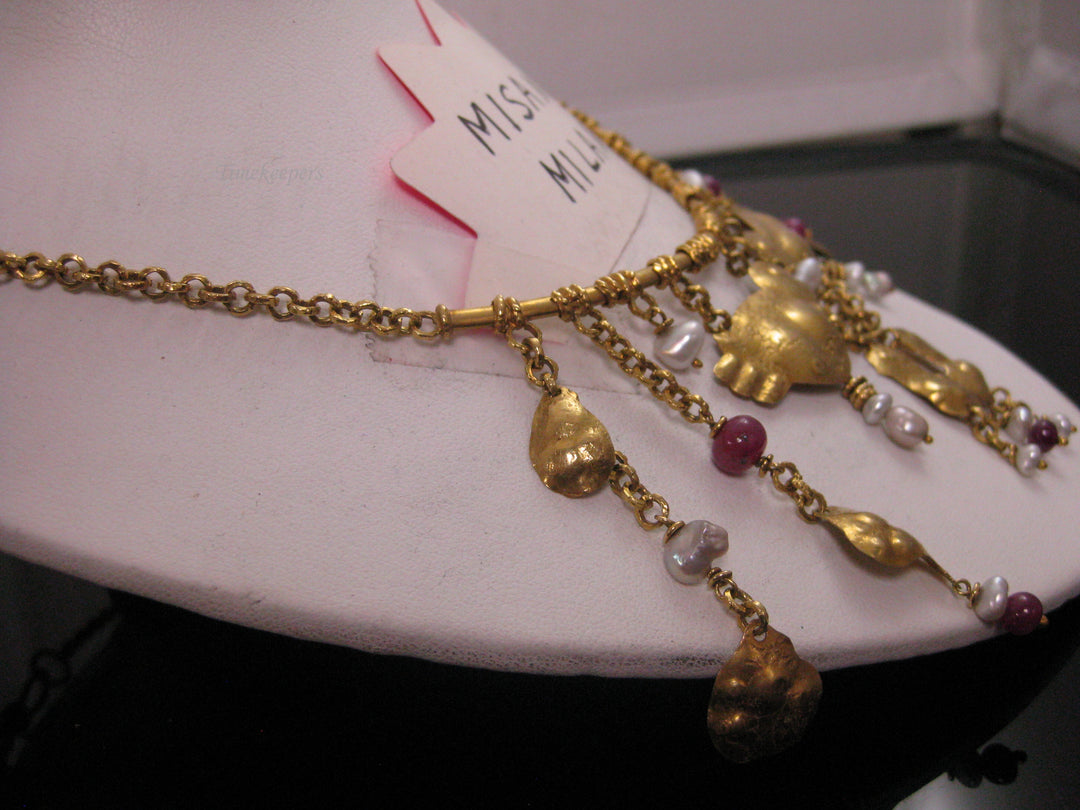 g275 Very Unique Handmade 18kt Yellow Gold Misani Milan Bird Necklace with Pearls and Garnets