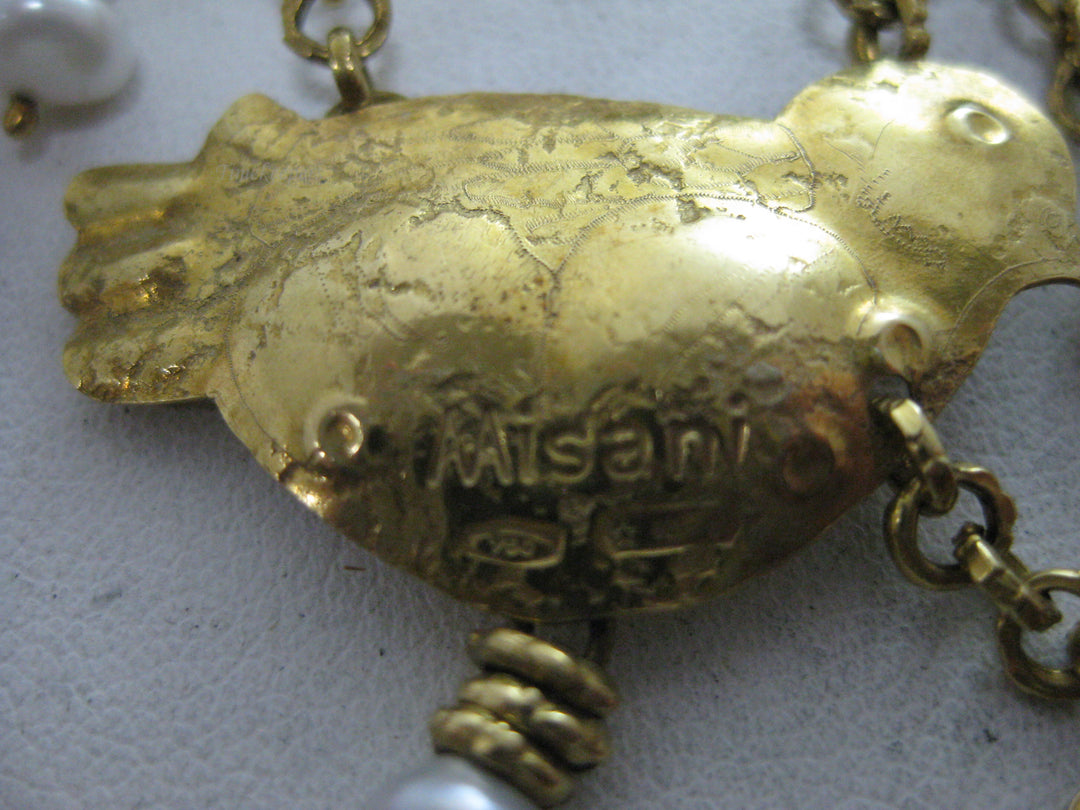 g275 Very Unique Handmade 18kt Yellow Gold Misani Milan Bird Necklace with Pearls and Garnets