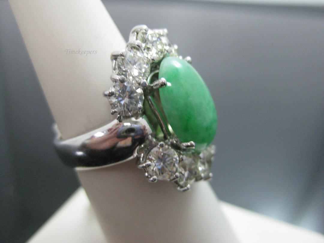g284 Stunning 14kt White Gold Jade Statement ring with 10 Beautiful Diamonds 2.50TDW