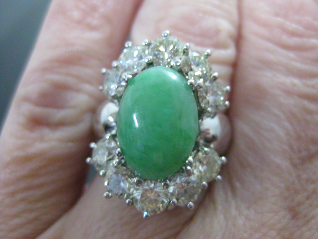 g284 Stunning 14kt White Gold Jade Statement ring with 10 Beautiful Diamonds 2.50TDW