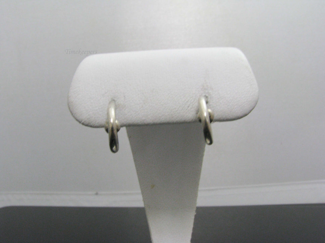 b826 Swirled Sterling Silver Earring Studs