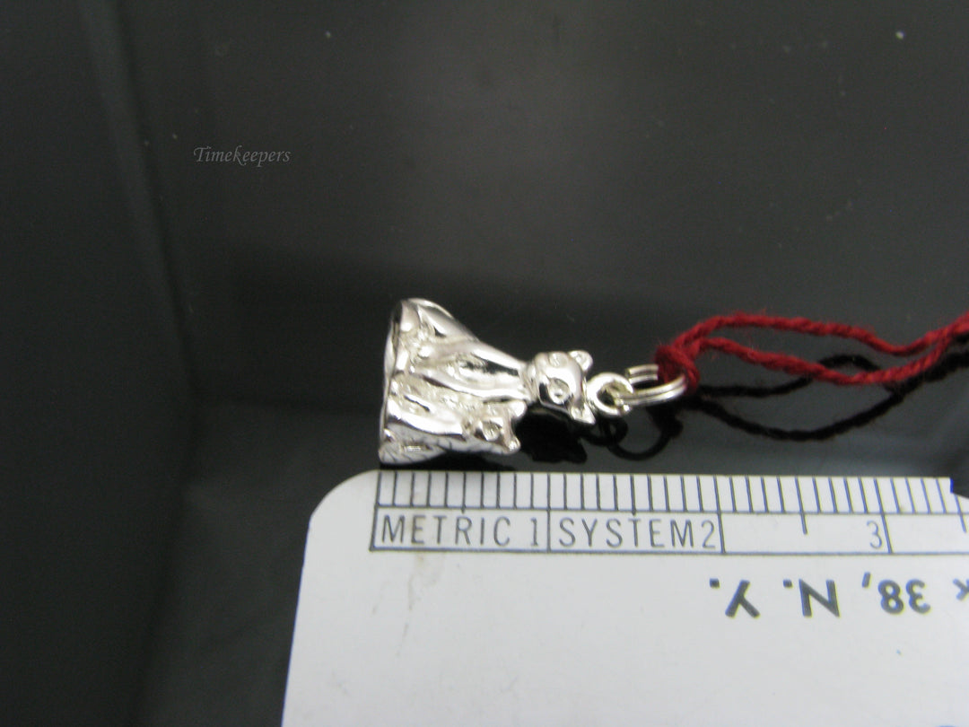 b833 Adorable Sterling Silver Mama and Kitten Charm or Pendant