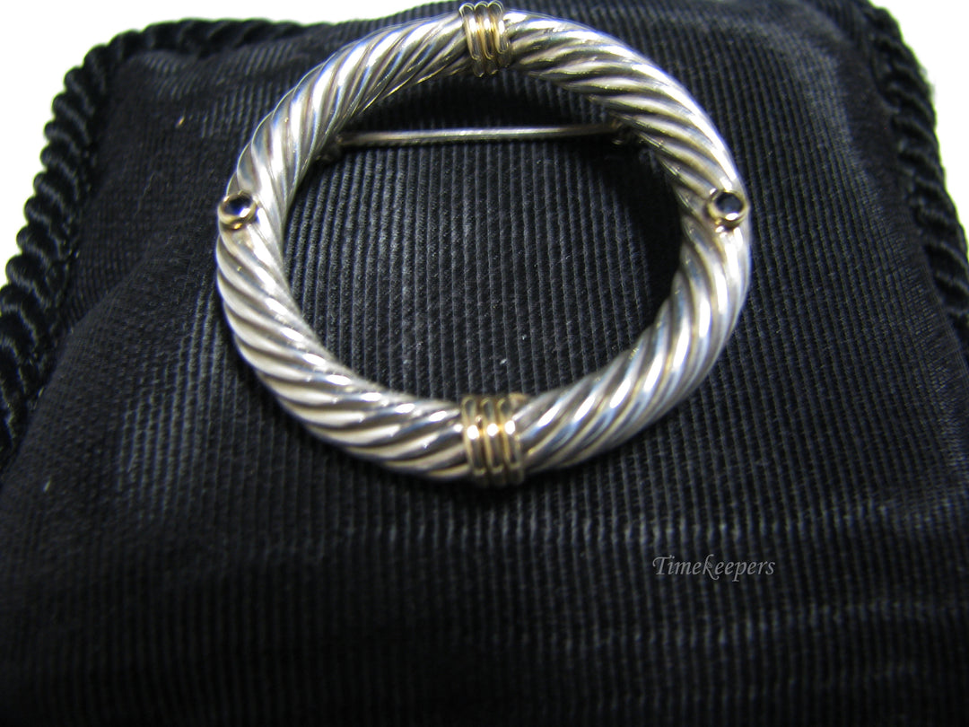 j079 Unique Round Twisted Sterling Silver 2 Tone Brooch with 2 Dark Blue Stones