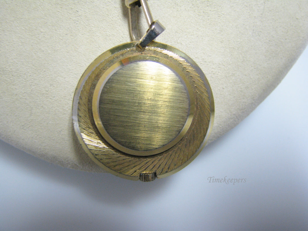 j094 Vintage Hawthorne Pendant watch with 28" Chain in Gold Tone