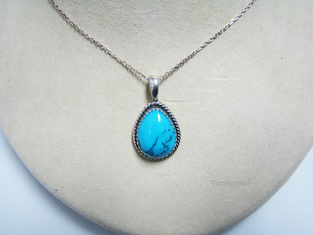 j095 Beautiful Sterling Silver Necklace with Turquoise Pendant 17" Long