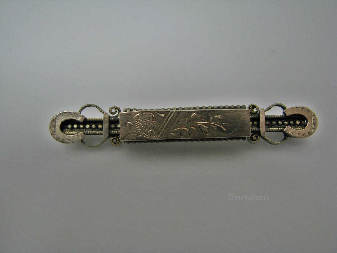 H190 Stunning Brooch/ Pin with flowery design in 9K and Gold Filled