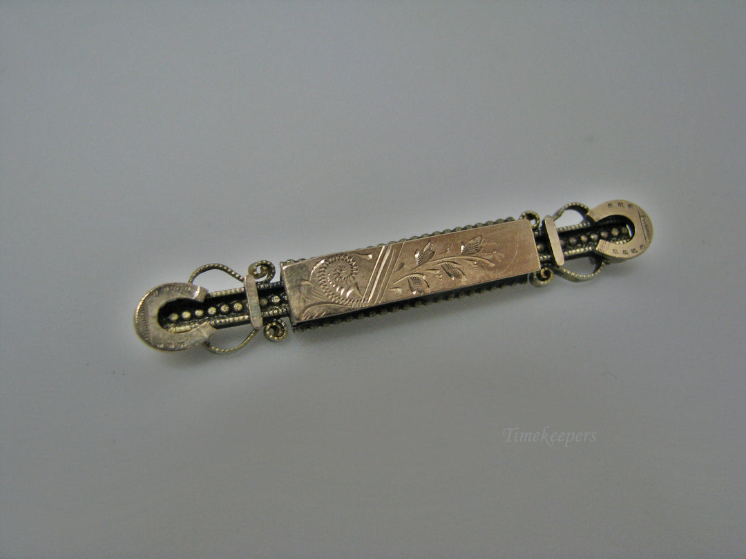 H190 Stunning Brooch/ Pin with flowery design in 9K and Gold Filled
