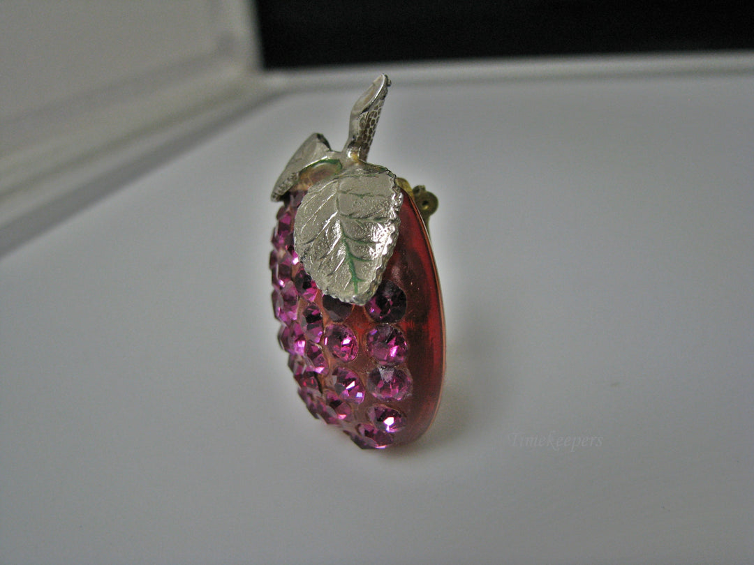 H192 Stunning Apple Brooch/ Pin with Multiple Pink Stones