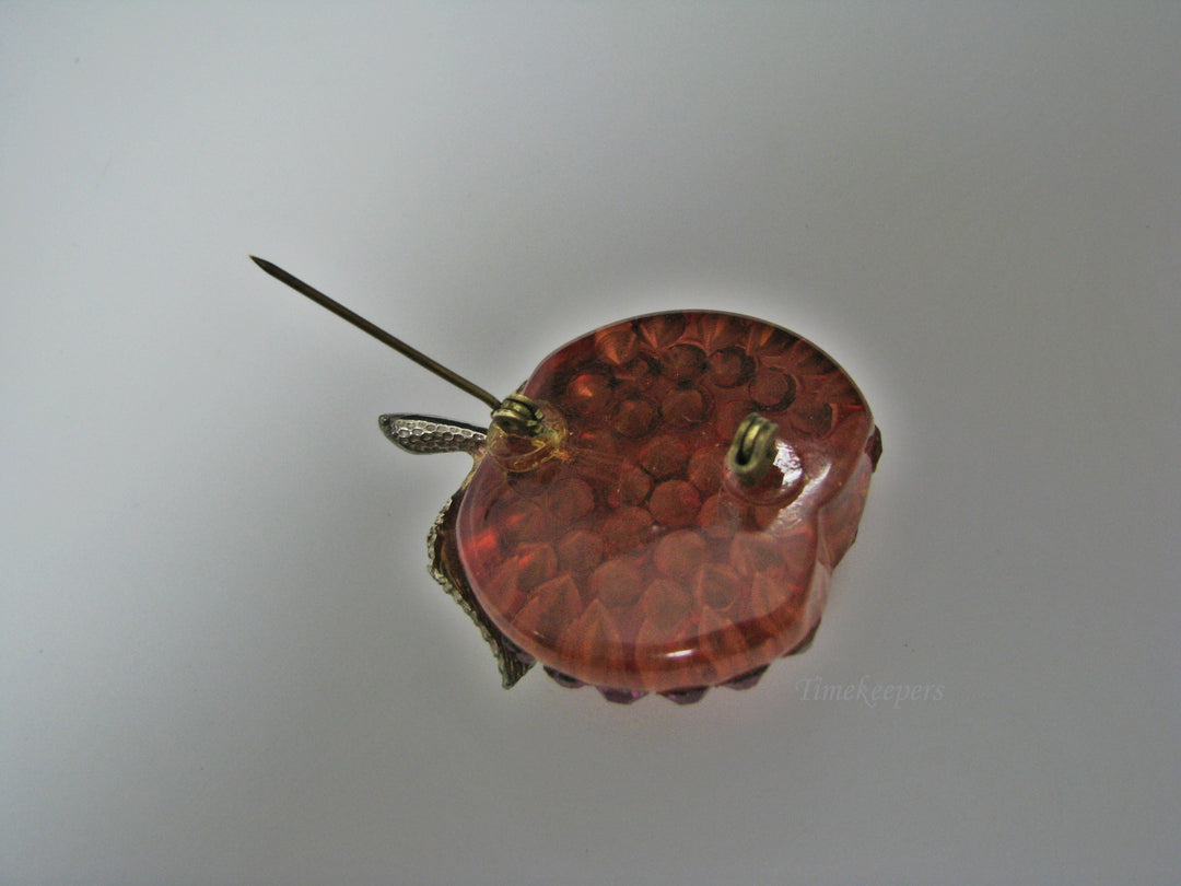 H192 Stunning Apple Brooch/ Pin with Multiple Pink Stones