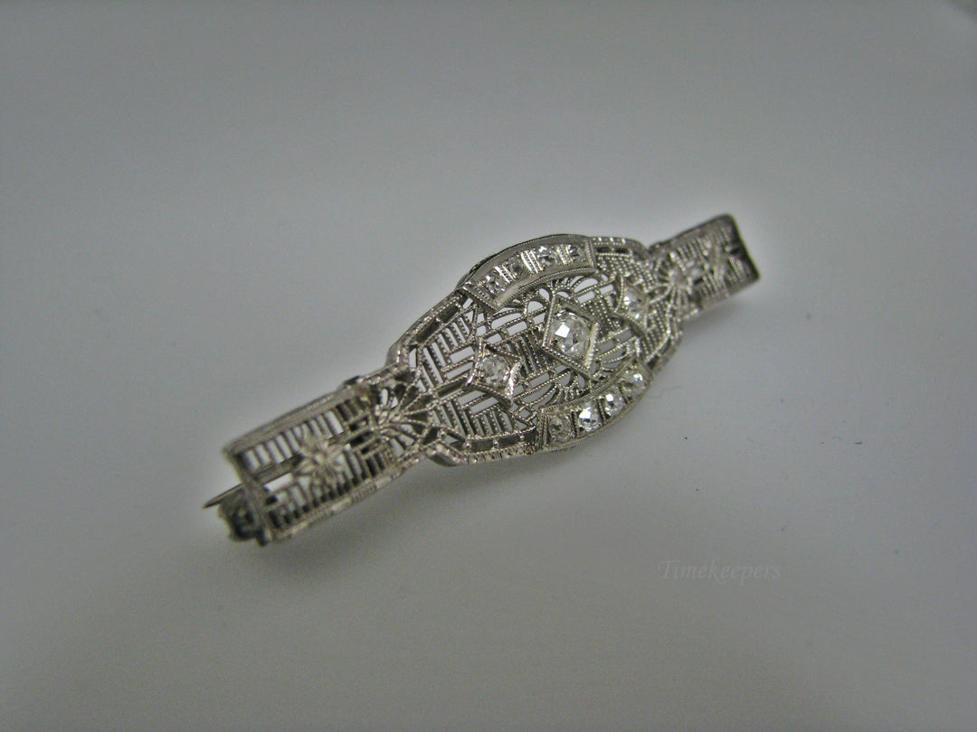 H200 Stunning 14k White Gold Filigree Pin / Brooch with Multiple Diamonds
