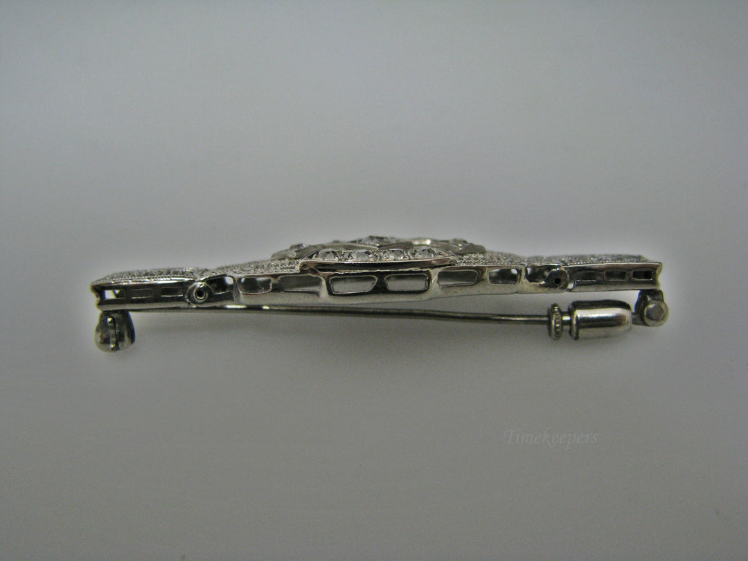 H200 Stunning 14k White Gold Filigree Pin / Brooch with Multiple Diamonds