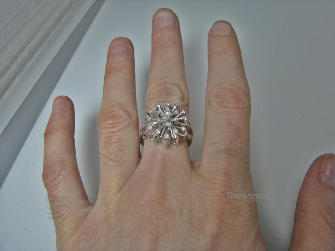 H193 Stunning Flower Shaped Multiple Diamond Ring in 14k White Gold