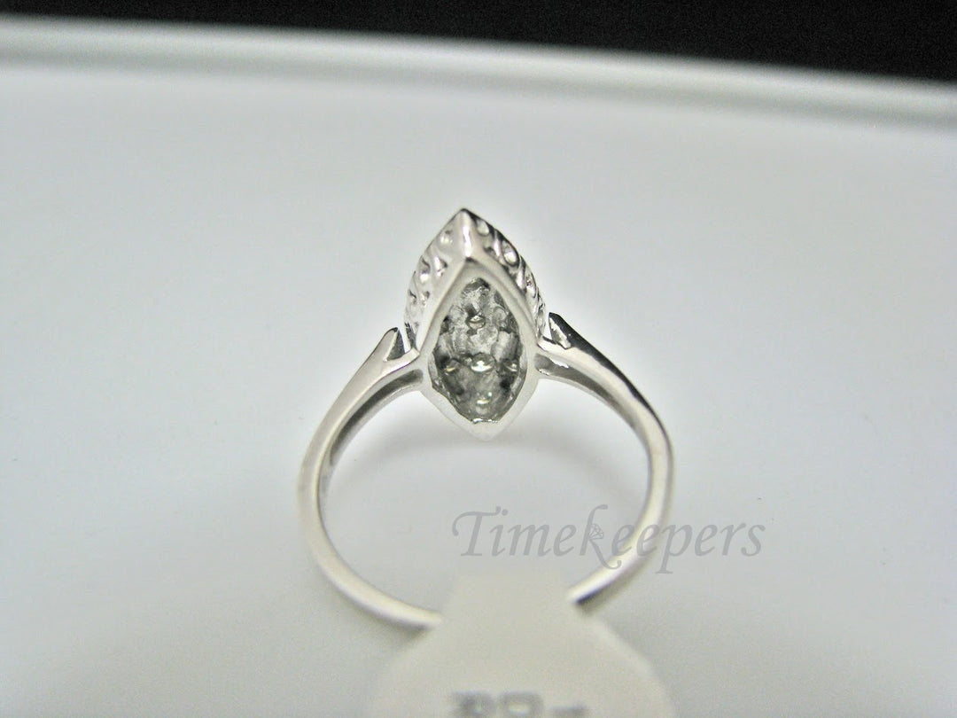 H215 Unique Diamond Shape Diamond Ring in 14k White Gold