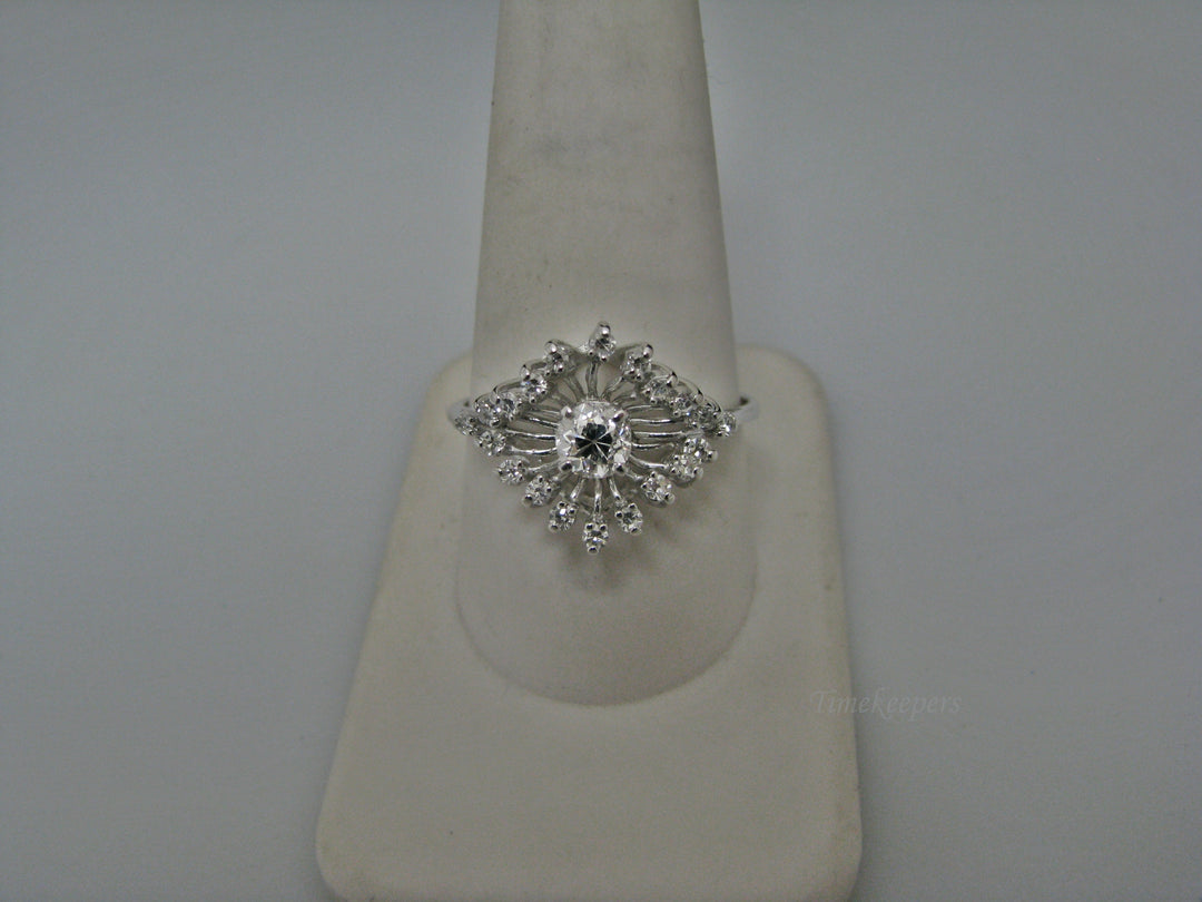 H214 Stunning Diamond Ring in 14k White Gold Size 10