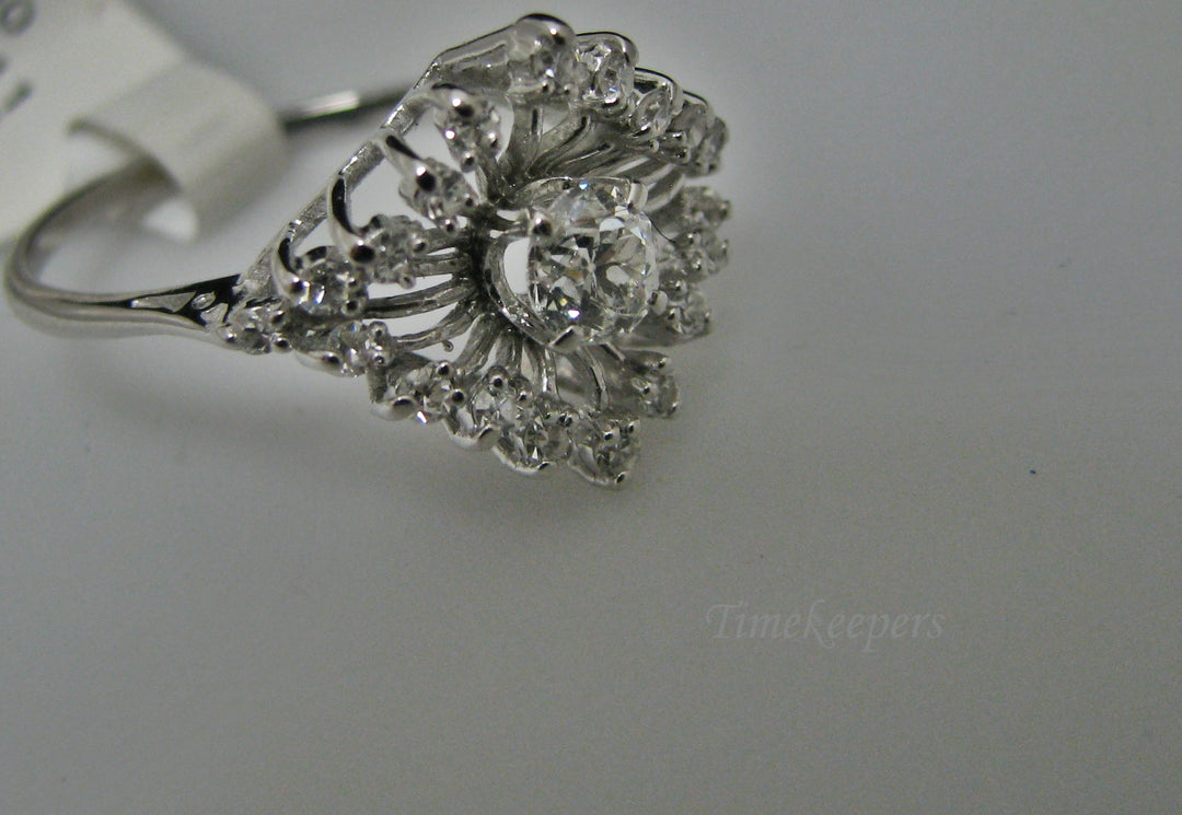 H214 Stunning Diamond Ring in 14k White Gold Size 10