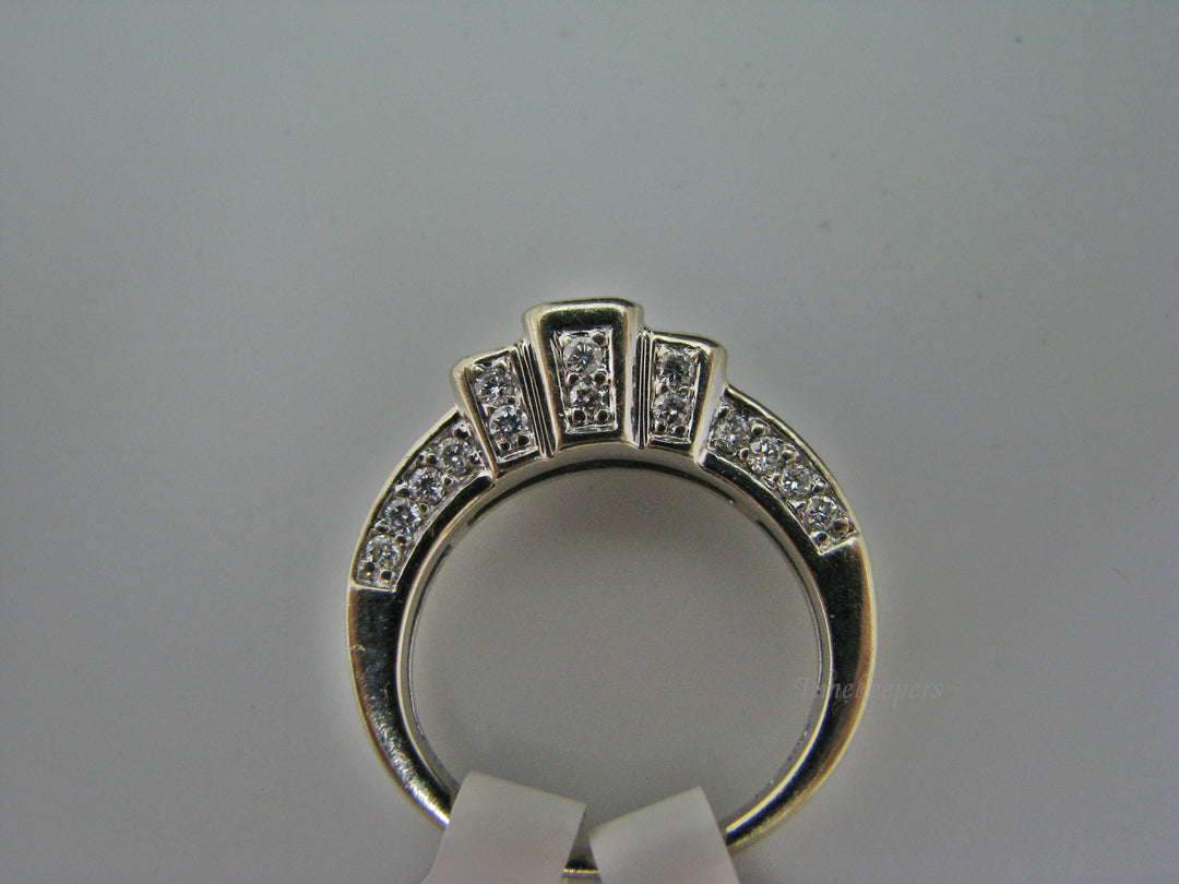 H226 Gorgeous 14k White Gold Engagement Ring Size 5.5 with Diamonds