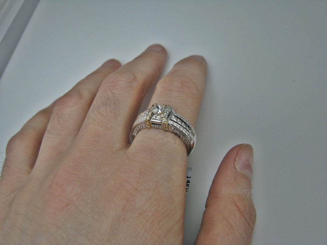 H225 Amazing 14k Two Tone Engagement Ring Size 6.75 with Diamonds