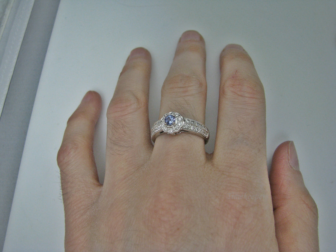 H222 Beautiful Tanzanite 14k White Gold Ring with Diamonds