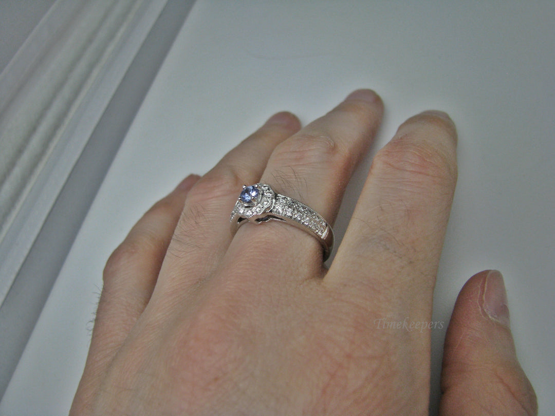 H222 Beautiful Tanzanite 14k White Gold Ring with Diamonds