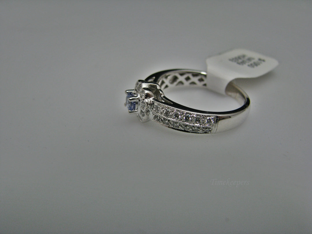 H222 Beautiful Tanzanite 14k White Gold Ring with Diamonds