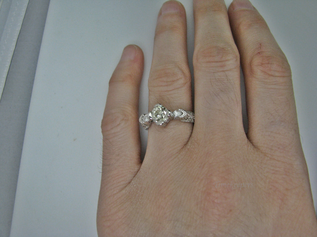 H224 Stunning 14k White Gold Engagement Ring Size 5.75 with Diamonds