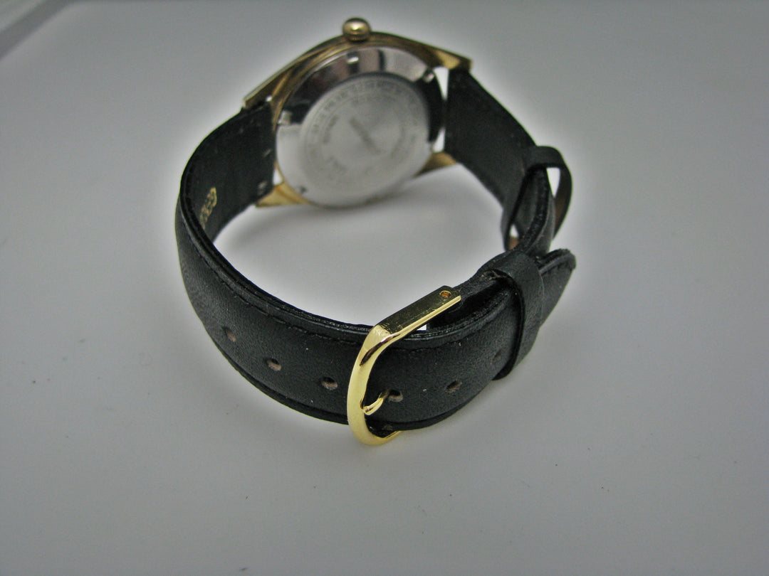 H257 Unique De Ville Mechanical Men's Wrist Watch from 1960's