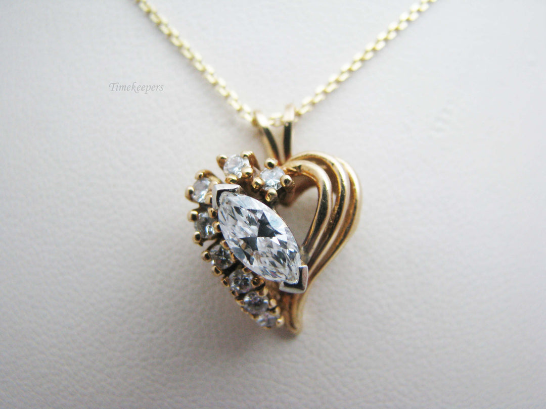 b161 Stunning 14k Diamond Heart pendant with chain