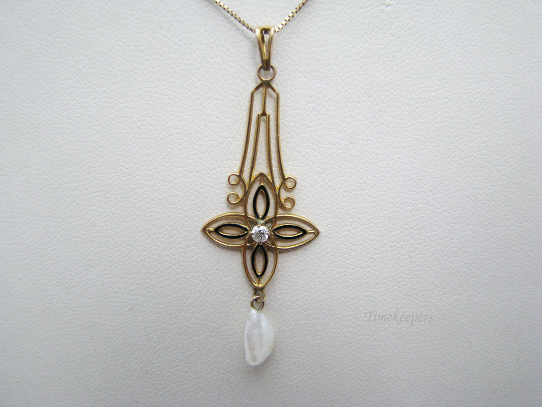 j173 Beautiful Vintage 10k Yellow Gold Diamond Pearl Pendant on 14k Gold Chain