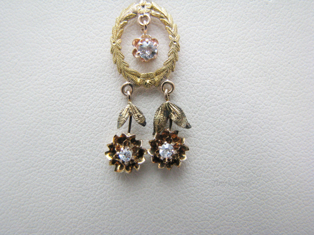 j176 Beautiful Vintage 14k Yellow Gold Pendant with Moissanite on 18" Chain