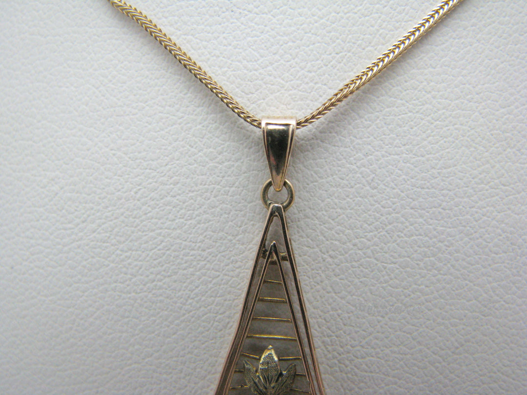 j180 Beautiful Vintage 14k Yellow Gold Diamond Pendant on 18" Chain