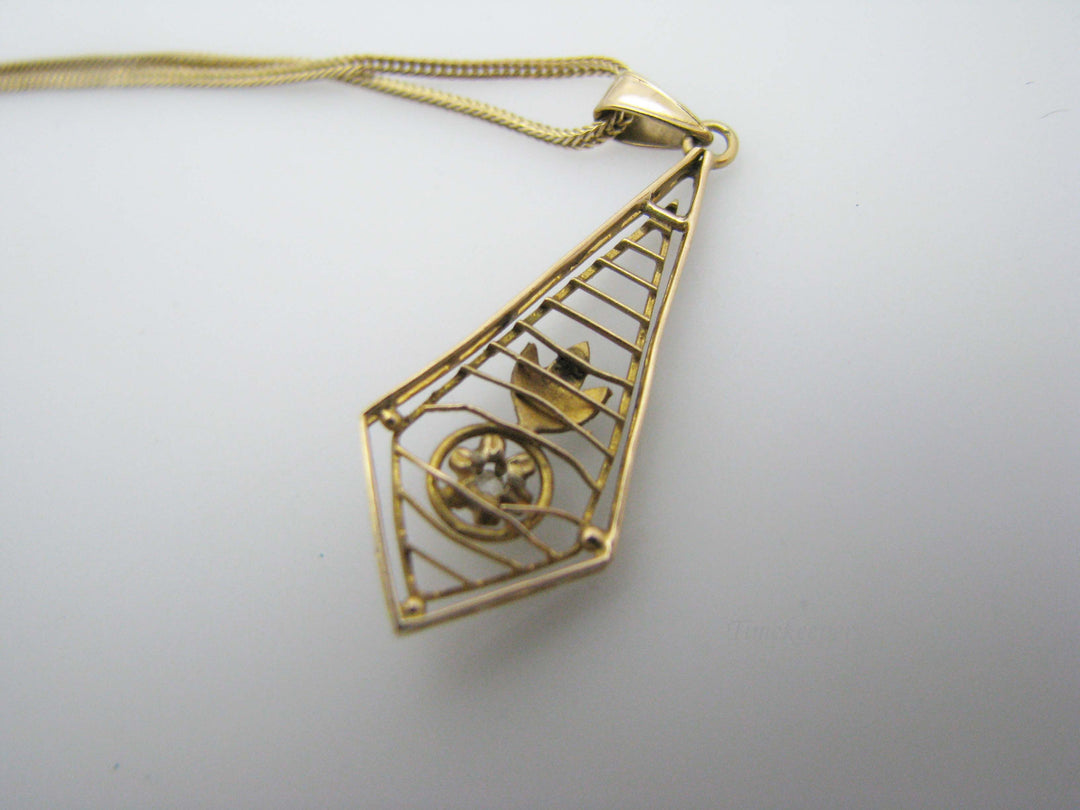 j180 Beautiful Vintage 14k Yellow Gold Diamond Pendant on 18" Chain