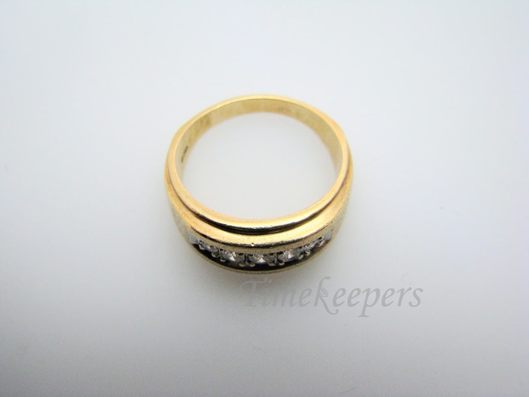 H307 Unique Diamond 14k Yellow Gold Wedding Band in Size 6.5