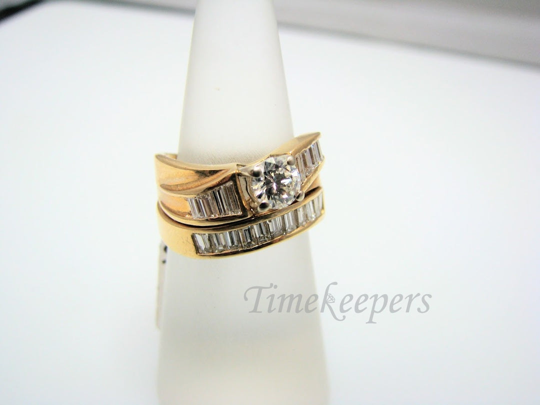 H316 Gorgeous Diamond 14k Yellow Gold Wedding Ring Set in Size 6.0