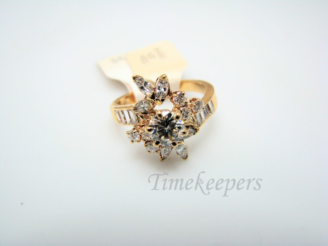 H319 Stunning Diamond 14k Yellow Gold Ring in Size 7.75