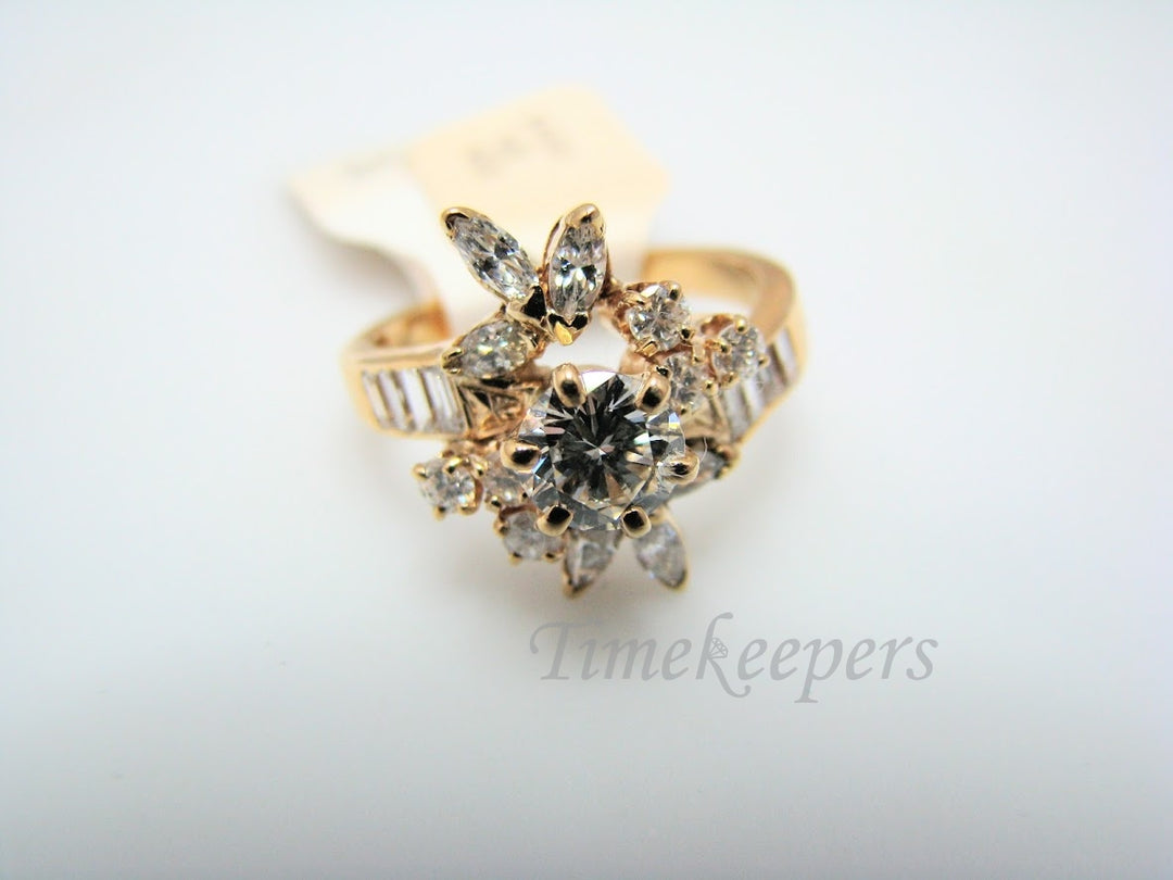 H319 Stunning Diamond 14k Yellow Gold Ring in Size 7.75